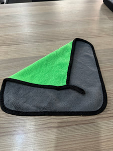 Microfibre drying / buffing towel 30x30cm